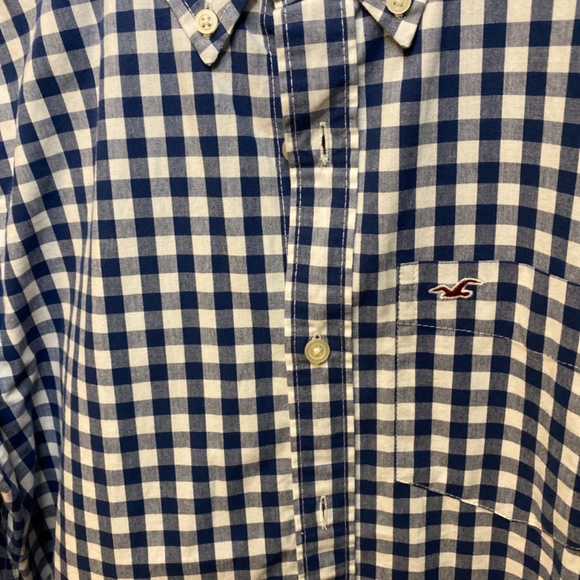 Hollister button up - Picture 2 of 2